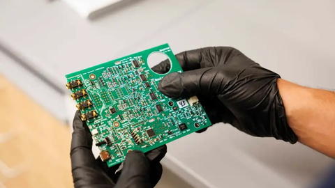 El Baggari Lab featured in Harvard Gazette