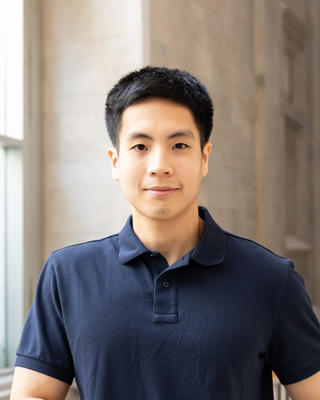 Hieu headshot